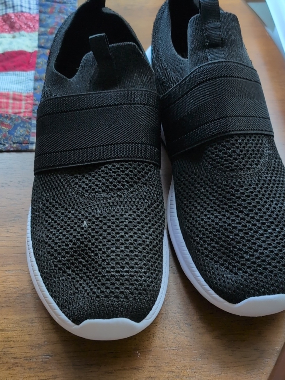 Men's Slip-On Athletic Sneakers - Black